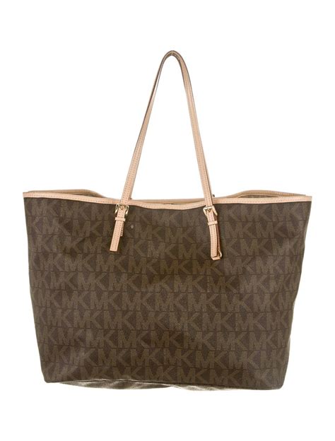 michael kors big classic tote|michael kors neverfull tote.